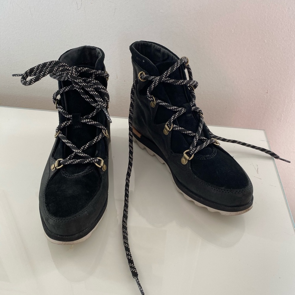 Sorel black booties